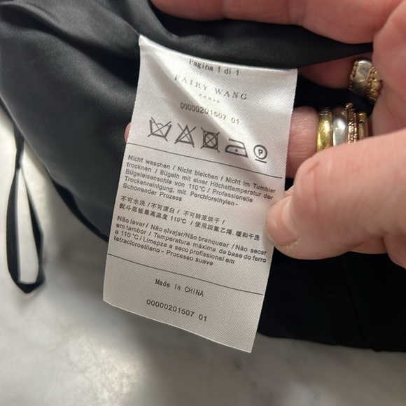 Fairy Wang NWOT Black Cropped Light Barrel Leg Trouser Size 36 - Picture 8 of 10